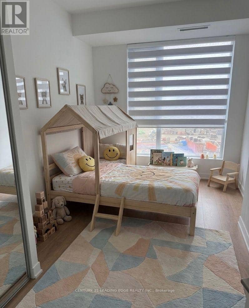 410 - 474 Caldari Road — photo 13 of 20