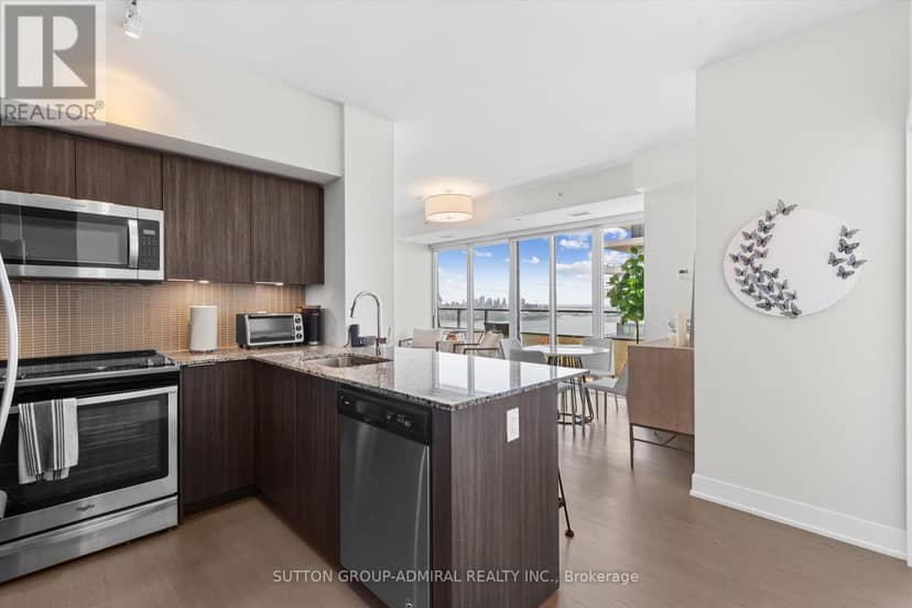 4908 - 30 Shore Breeze Drive — photo 11 of 36