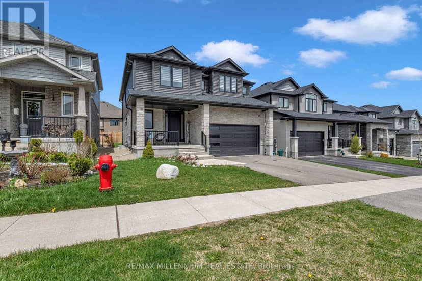 11 Tindall Crescent S — photo 2 of 33
