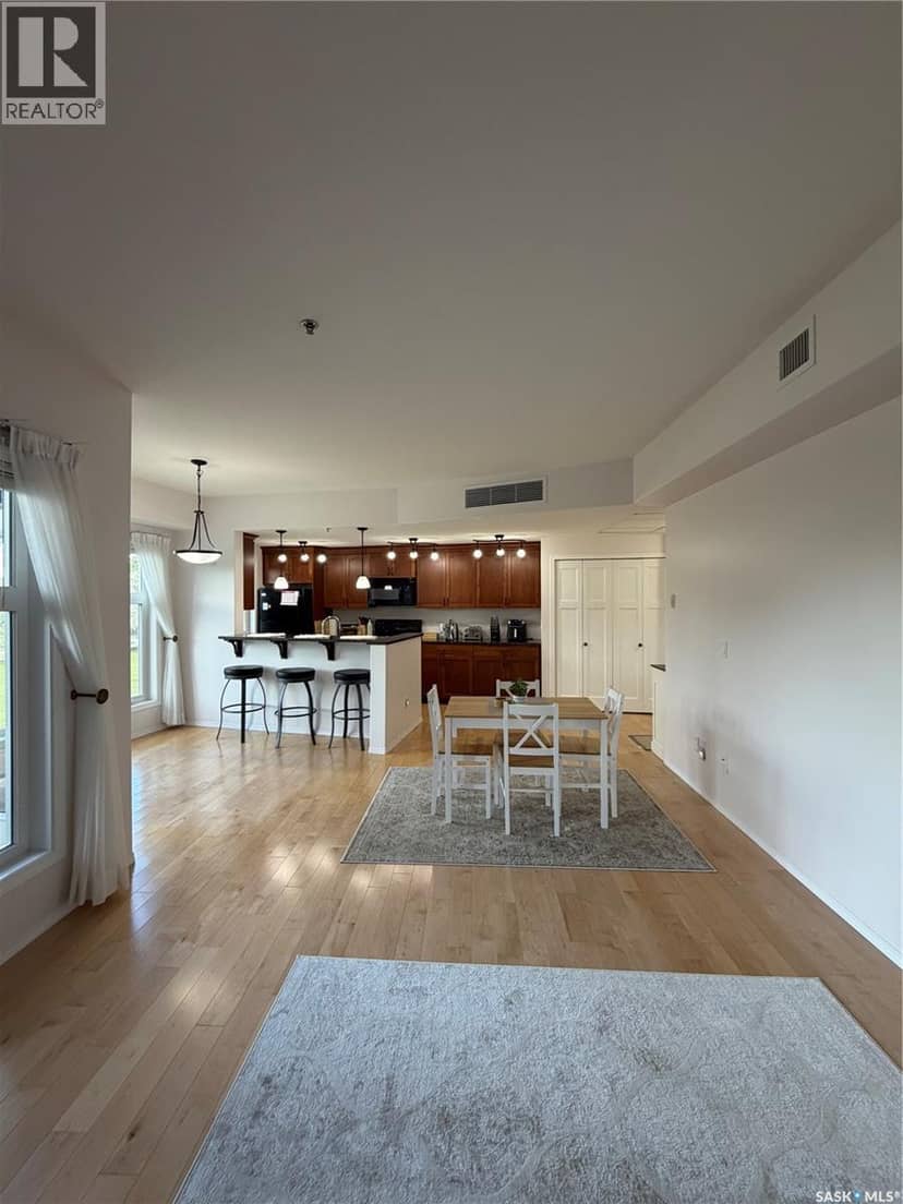 210 1220 Blackfoot DRIVE — photo 14 of 34