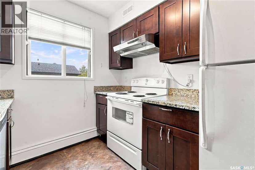 301 116 111th STREET — photo 11 of 37