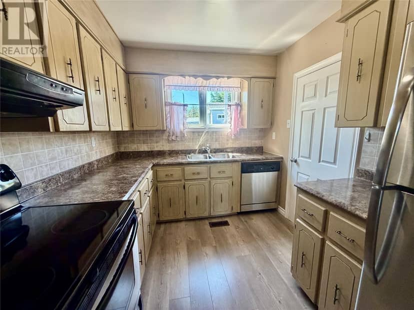 7 Canning Road — photo 13 of 36