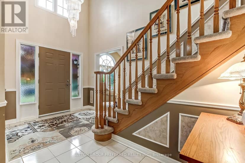 462 Ambleside Drive — photo 4 of 40