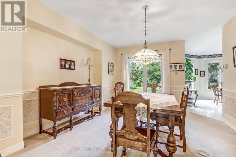 462 Ambleside Drive — photo 7 of 40