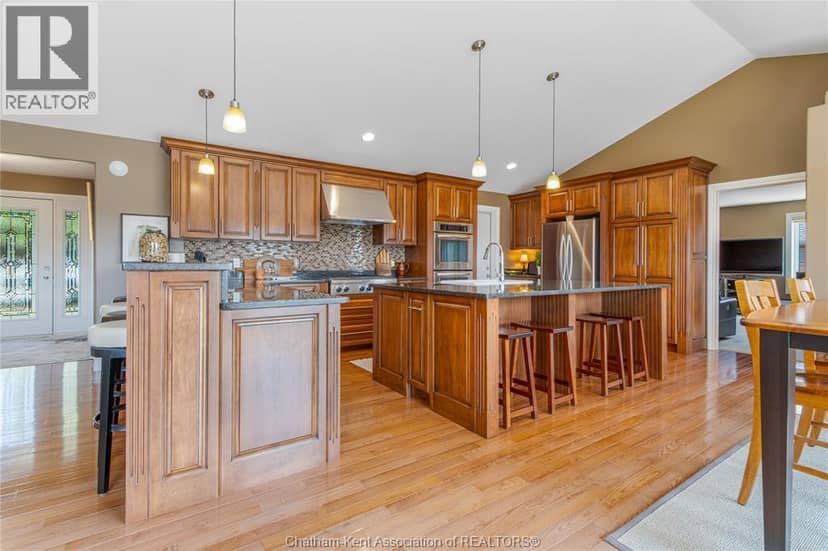 19045 Crest River Avenue — photo 10 of 40