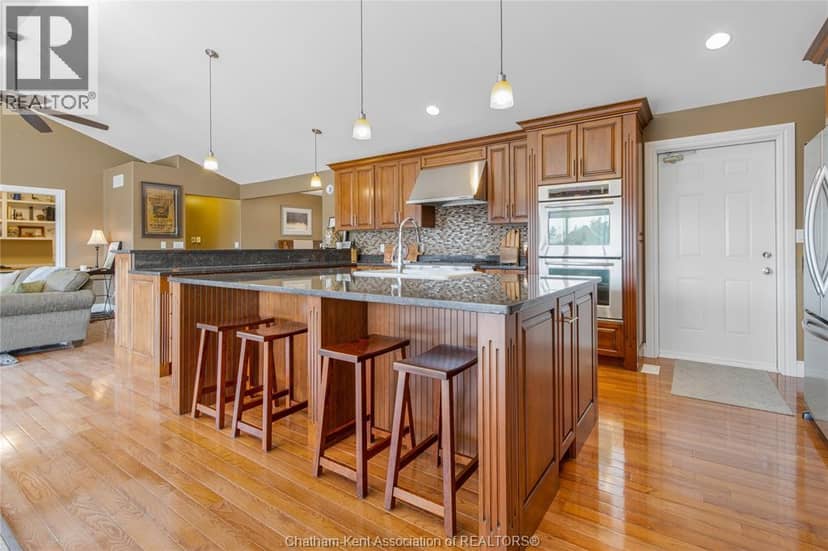 19045 Crest River Avenue — photo 11 of 40