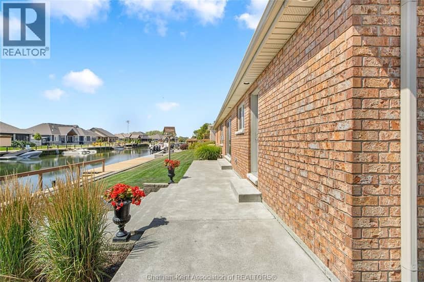19045 Crest River Avenue — photo 34 of 40