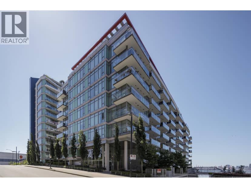 708 185 VICTORY SHIP WAY, North Vancouver, photo 2