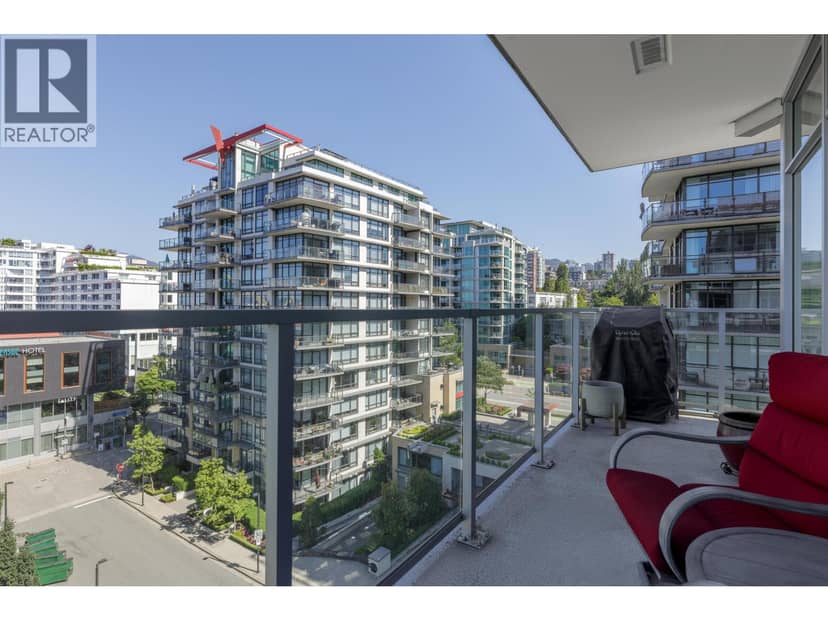 708 185 VICTORY SHIP WAY, North Vancouver, photo 4