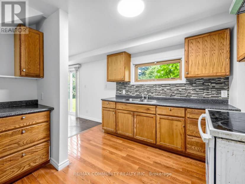 37 Tinbury Place — photo 10 of 34