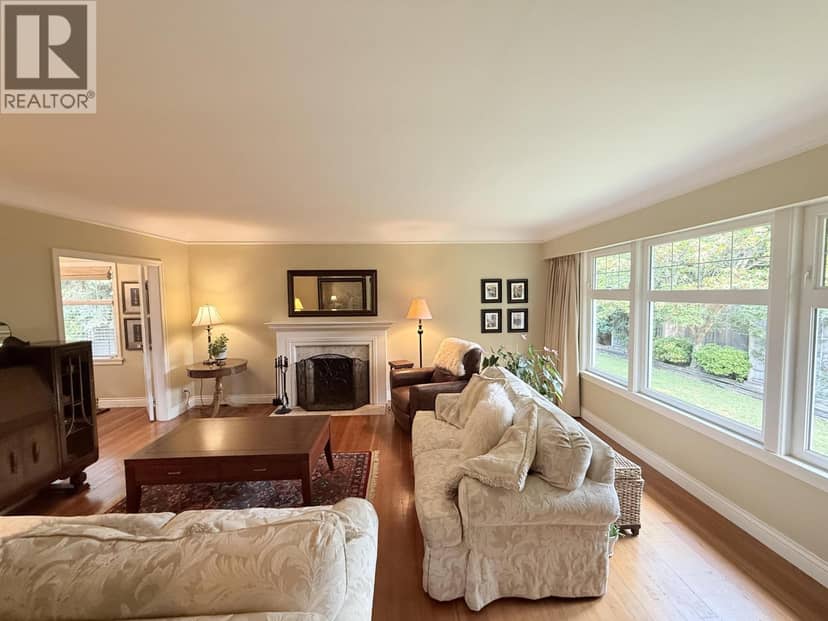 680 THOMPSON AVENUE, Coquitlam, photo 4