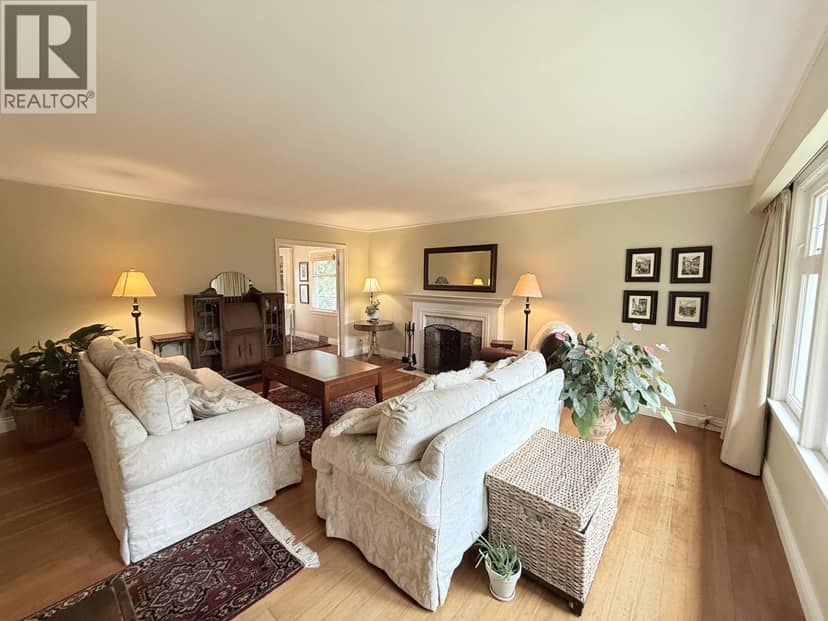 680 THOMPSON AVENUE, Coquitlam, photo 5