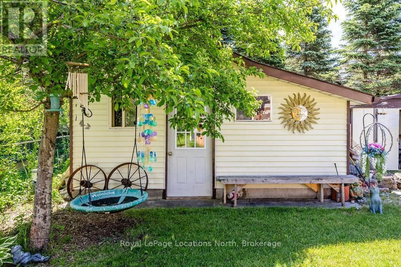 77 Laidlaw Street — photo 27 of 30