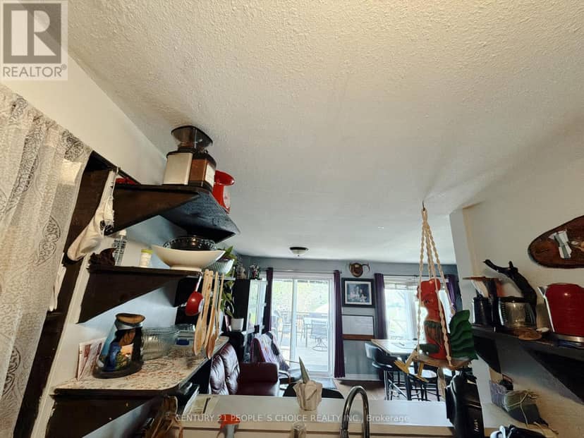 66 Michael Crescent — photo 10 of 40
