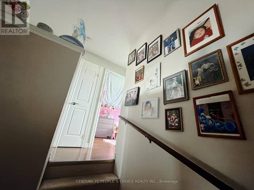 66 Michael Crescent — photo 15 of 40