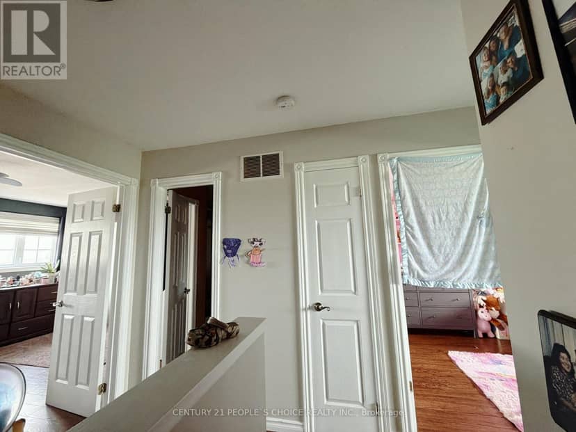 66 Michael Crescent — photo 16 of 40