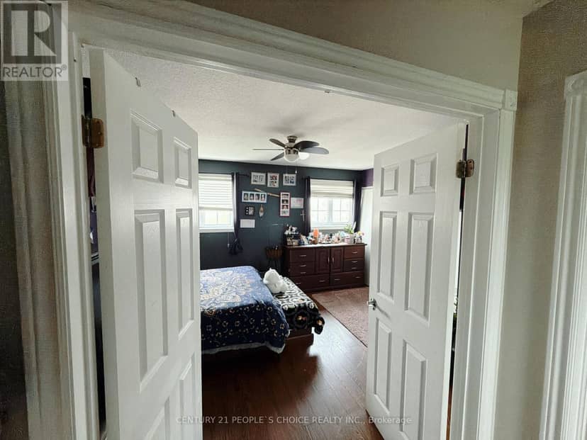 66 Michael Crescent — photo 18 of 40
