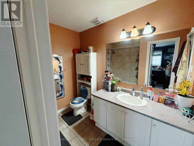 66 Michael Crescent — photo 22 of 40