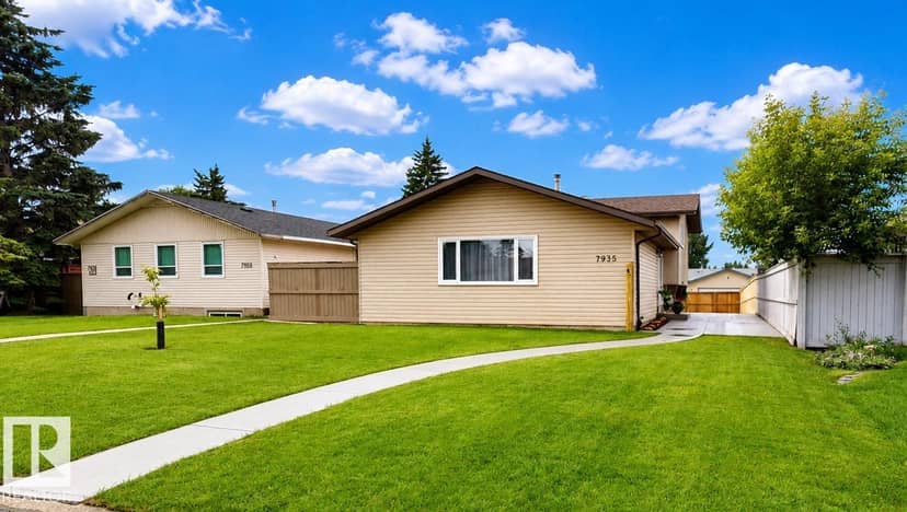 7935 22 AV NW, Edmonton