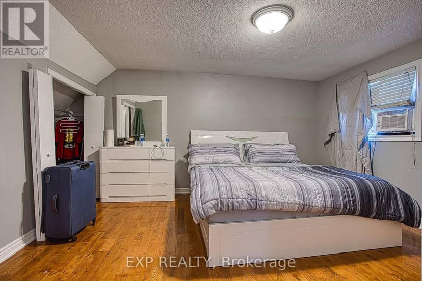 99 Mohawk Road W — photo 12 of 25