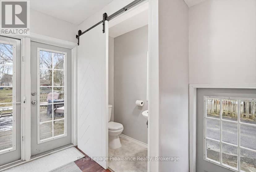 46 Victoria Street — photo 22 of 40