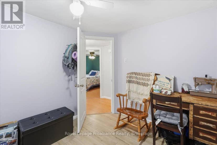 46 Victoria Street — photo 30 of 40