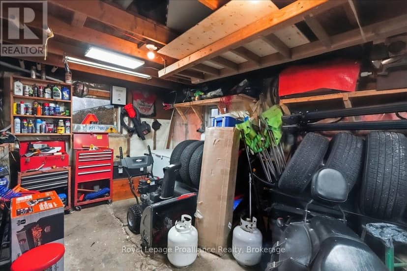 46 Victoria Street — photo 39 of 40