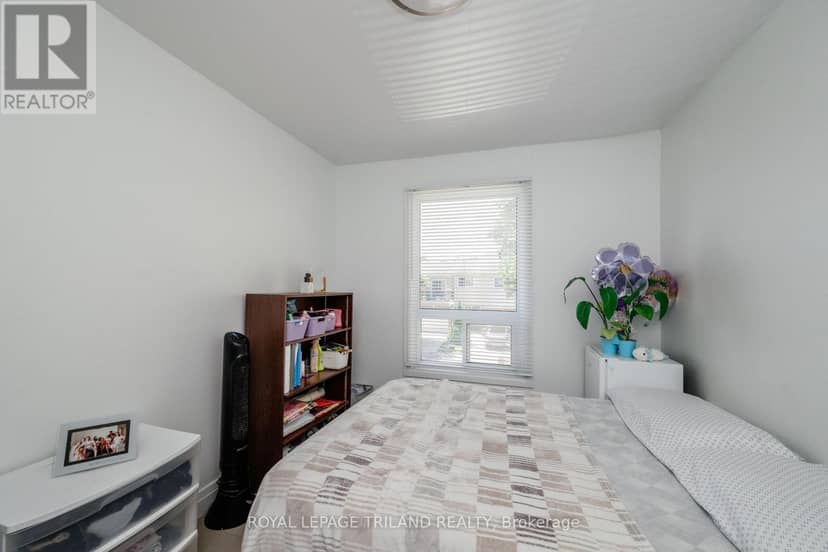 43 - 711 Osgoode Drive — photo 30 of 40