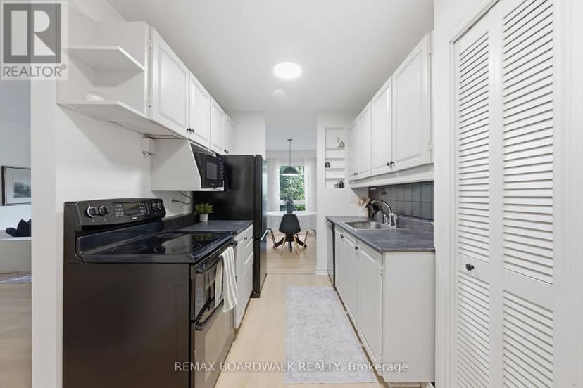 14 - 314 Stone Quarry Private — photo 12 of 38