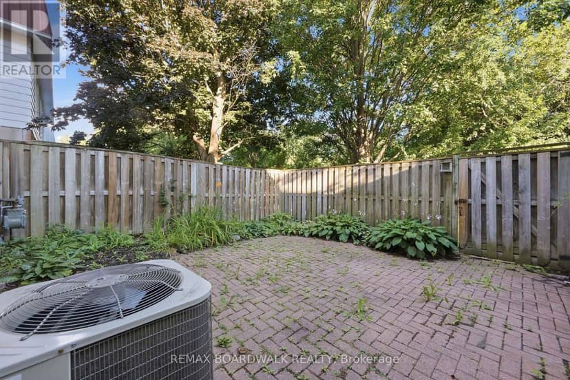 14 - 314 Stone Quarry Private — photo 34 of 38