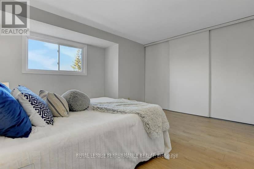 2603 Pimlico Crescent — photo 13 of 23