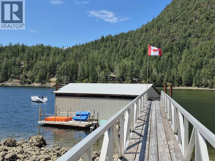 13175 PORTERS ROAD, Pender Harbour