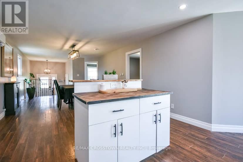 461 Barnes Avenue — photo 11 of 40