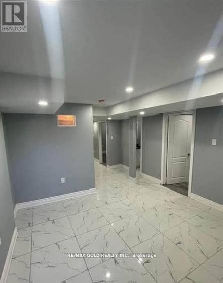 36 Windmill Boulevard — photo 18 of 27