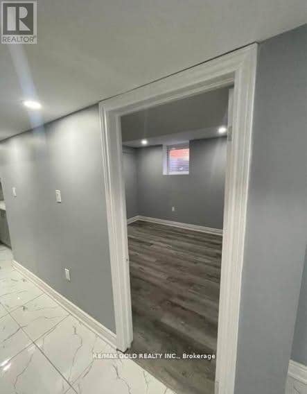 36 Windmill Boulevard — photo 20 of 27