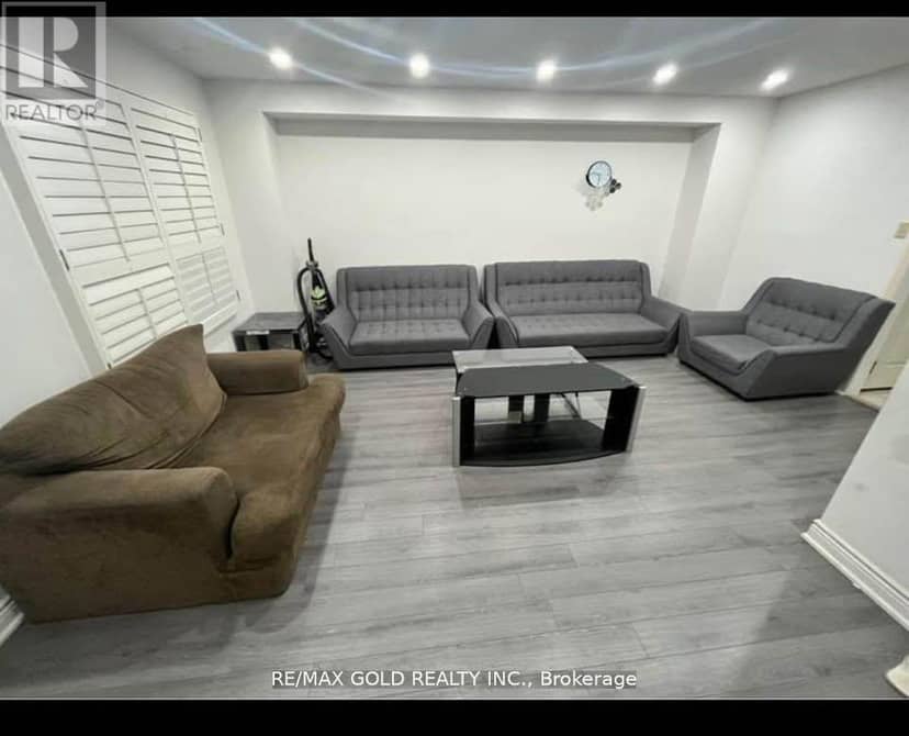 36 Windmill Boulevard — photo 6 of 27