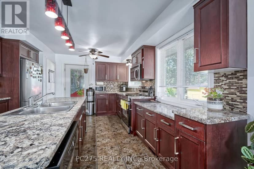 1229 Exmouth Street — photo 10 of 40