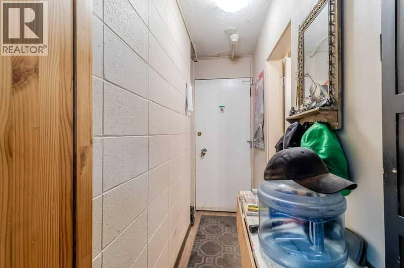 203, 4700 55 Street, Red Deer, photo 3