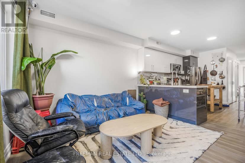 49 Beatrice Street — photo 21 of 40
