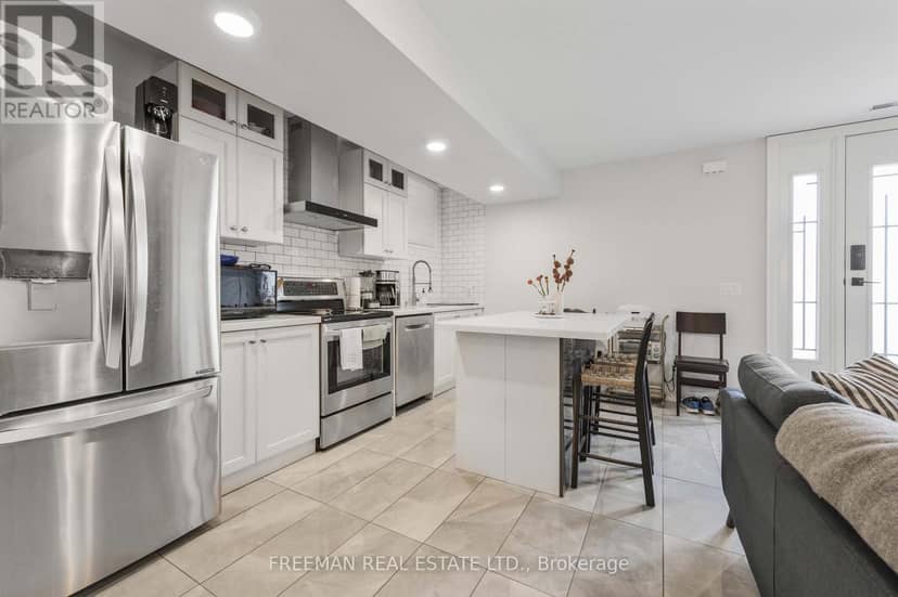 49 Beatrice Street — photo 28 of 40