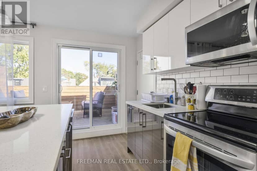 49 Beatrice Street — photo 7 of 40