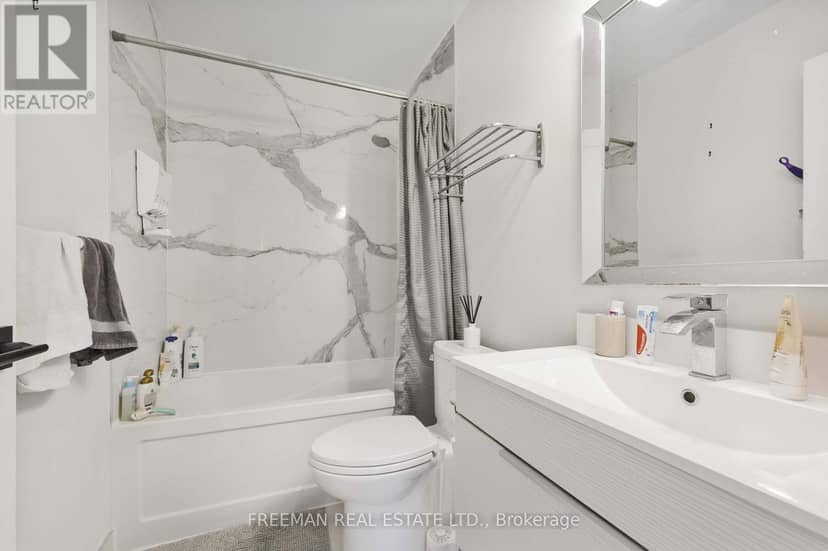 49 Beatrice Street — photo 9 of 40