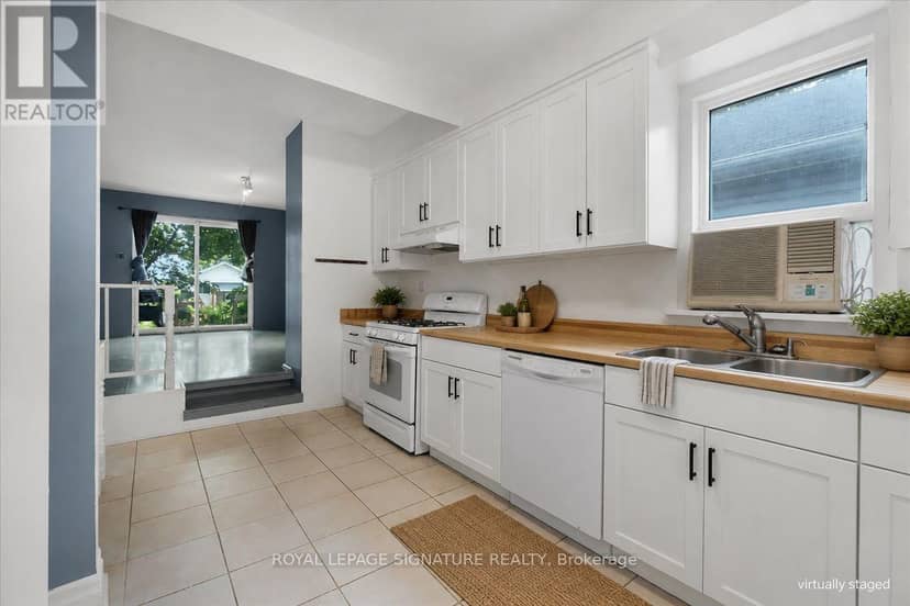 138 Gradwell Drive — photo 11 of 27