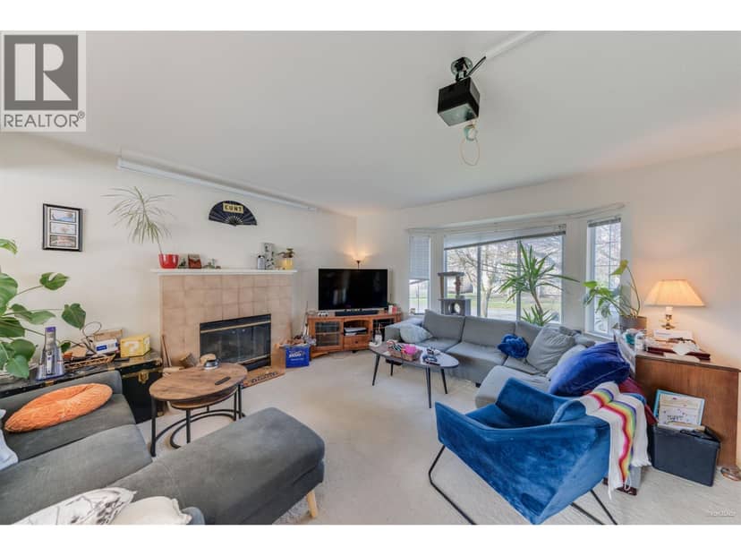 5592 ELIZABETH STREET, Vancouver, photo 2