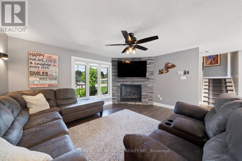 1277 Sunnidale Road — photo 10 of 40