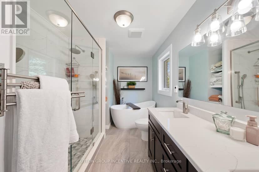 1277 Sunnidale Road — photo 15 of 40