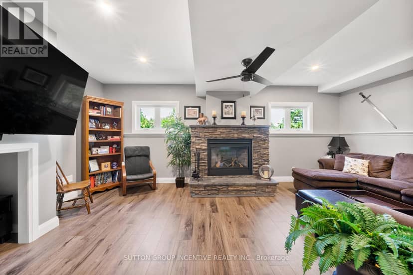 1277 Sunnidale Road — photo 25 of 40