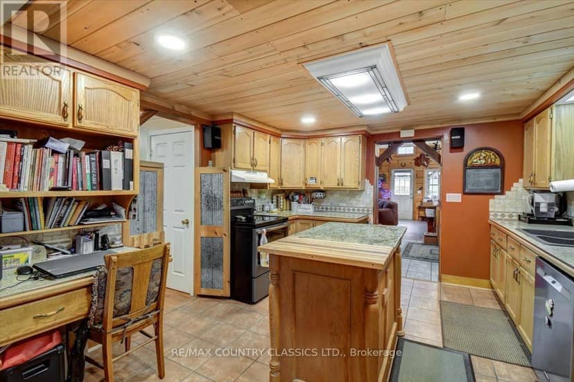 29840 62 Highway — photo 12 of 40