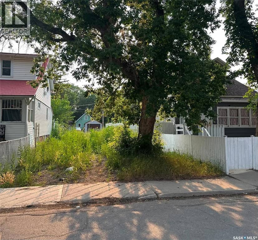 1760 Toronto STREET, Regina, photo 2