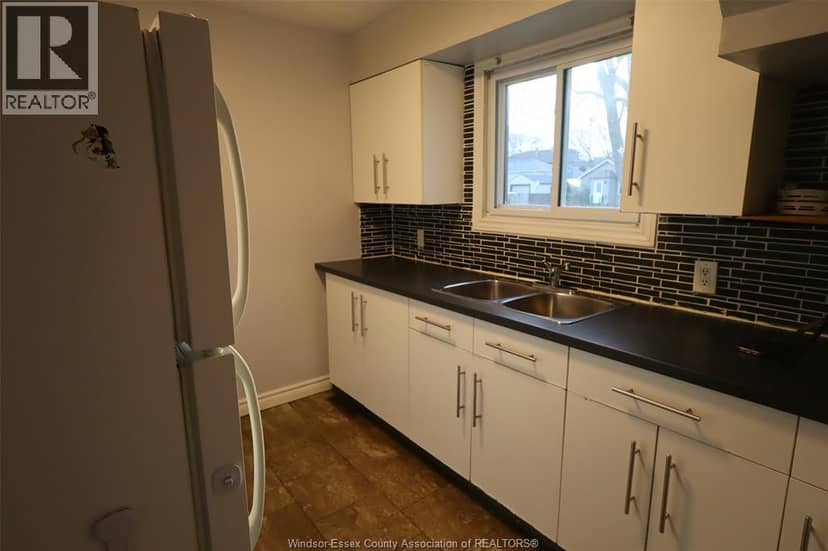 817 CHATHAM STREET East — photo 13 of 18